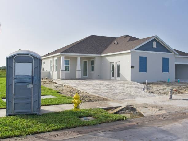 Portable Toilet Options We Offer in Louisiana, MO